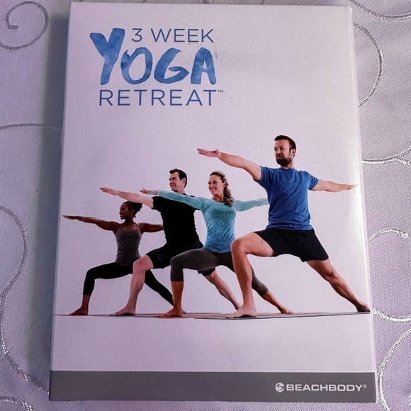 Beachbody 3 week yoga retreat - Picture 1 of 8